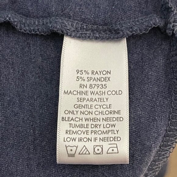 Logo Lori Goldstein Womens Cardigan Size XL Rayon & Spandex Blue With Pockets - Picture 8 of 9